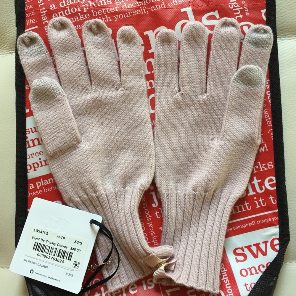 NWT MISTY PINK LULULEMON WOOL BE TOASTY GLOVES XS - Picture 3 of 6